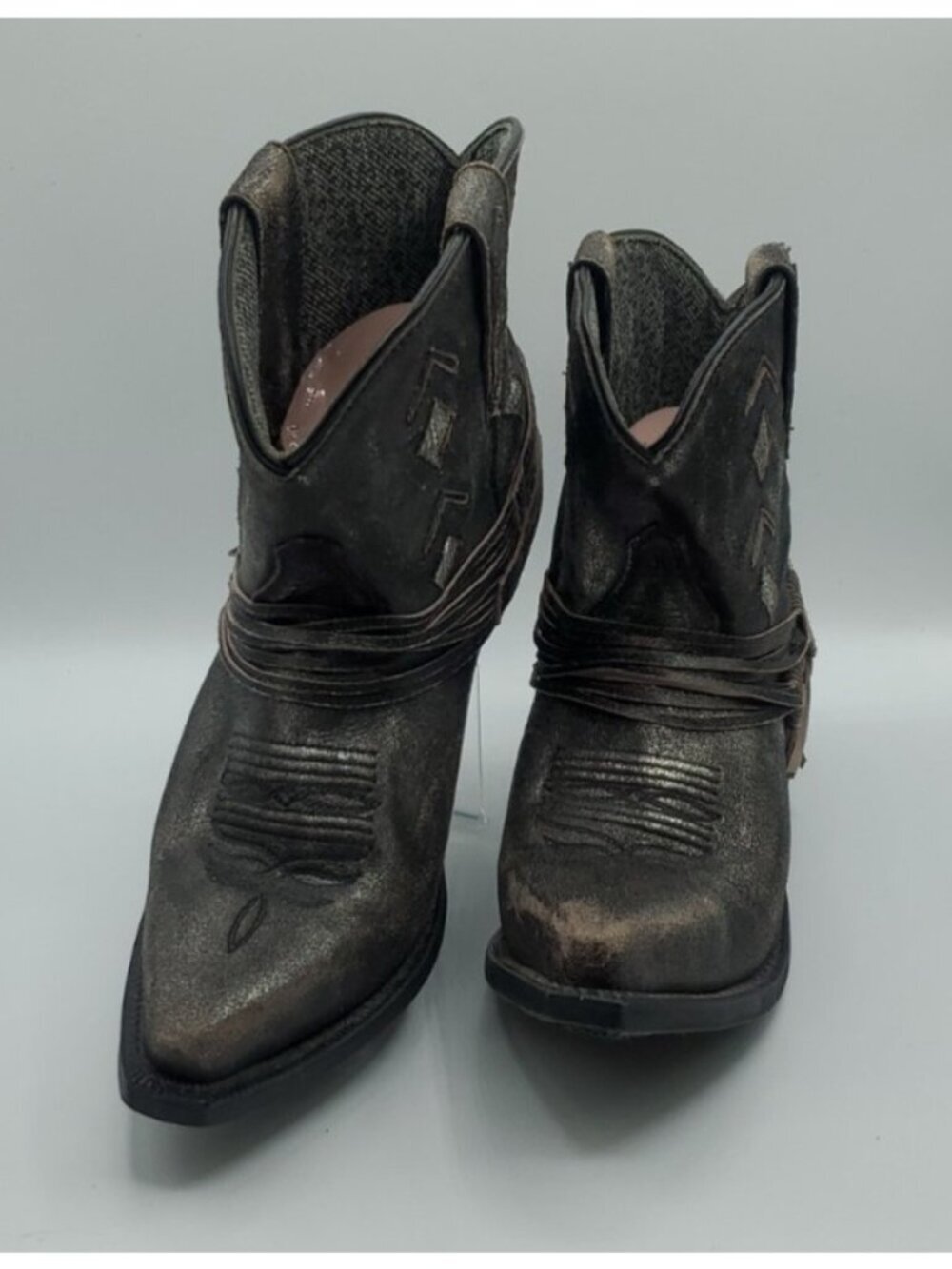 Laredo Black Silver Distressed Leather Fringe Ladies Short Cowboy Boots Size 9.5
